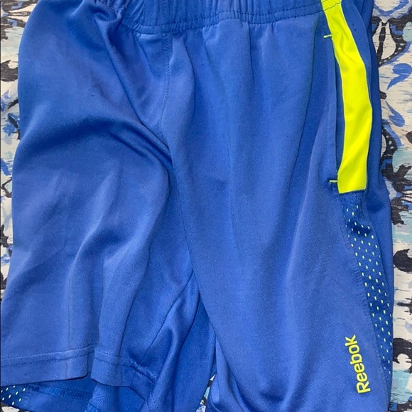 Reebok shorts kid - Picture 1 of 1